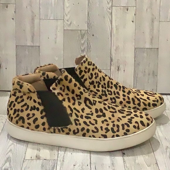 Coconuts by Matisse women’s Leppard faux fur high top sneakers size 9.5 - Picture 2 of 8